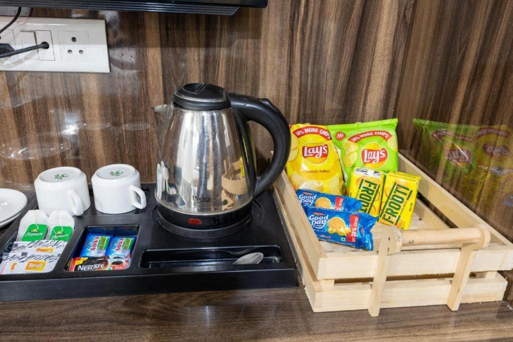 Hotel City Liit Delhi Airport ニューデリー エクステリア 写真