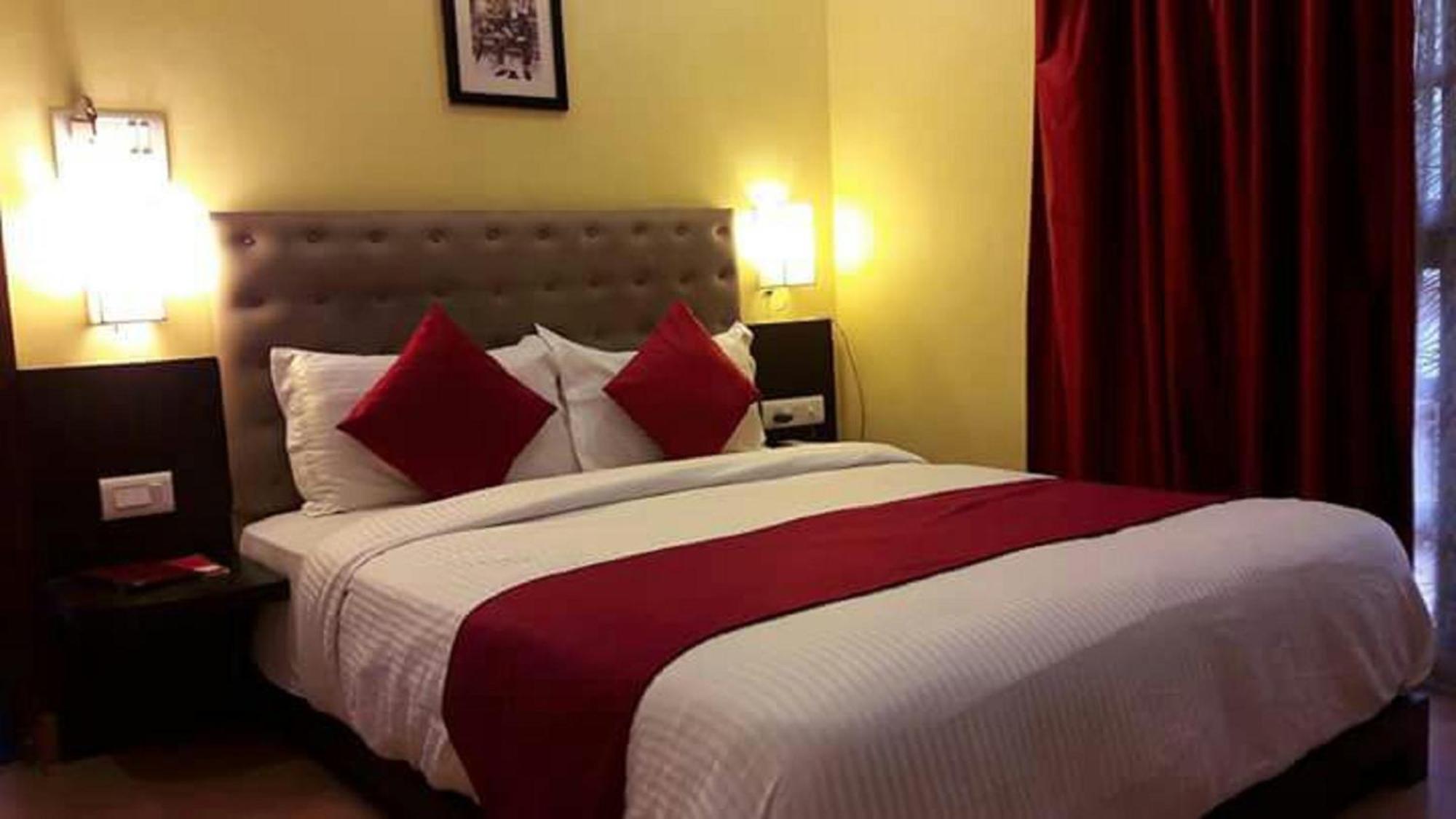 Hotel City Liit Delhi Airport ニューデリー エクステリア 写真